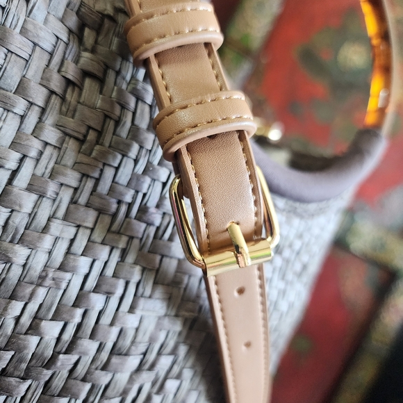 Banana Republic Crossbody Weaved Resort Tote Bag - Picture 3 of 10